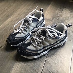 Women’s Soho Tennis Shoes | Size 9